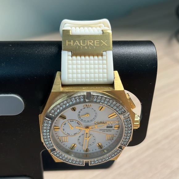 HAUREX Challenger Italian Design Watch - Picture 2 of 7